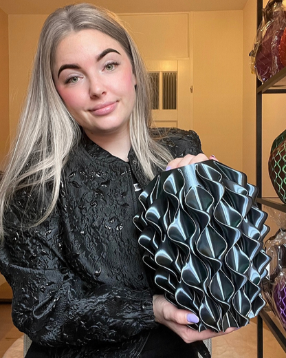 Vaas Lilly – Goud/Groen/Zwart