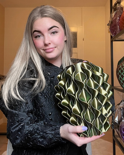 Vaas Lilly – Goud/Groen/Zwart